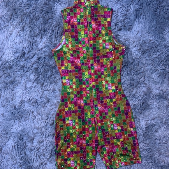 FASHIONNOVA•Colorful bright romper🌈 - Picture 3 of 4